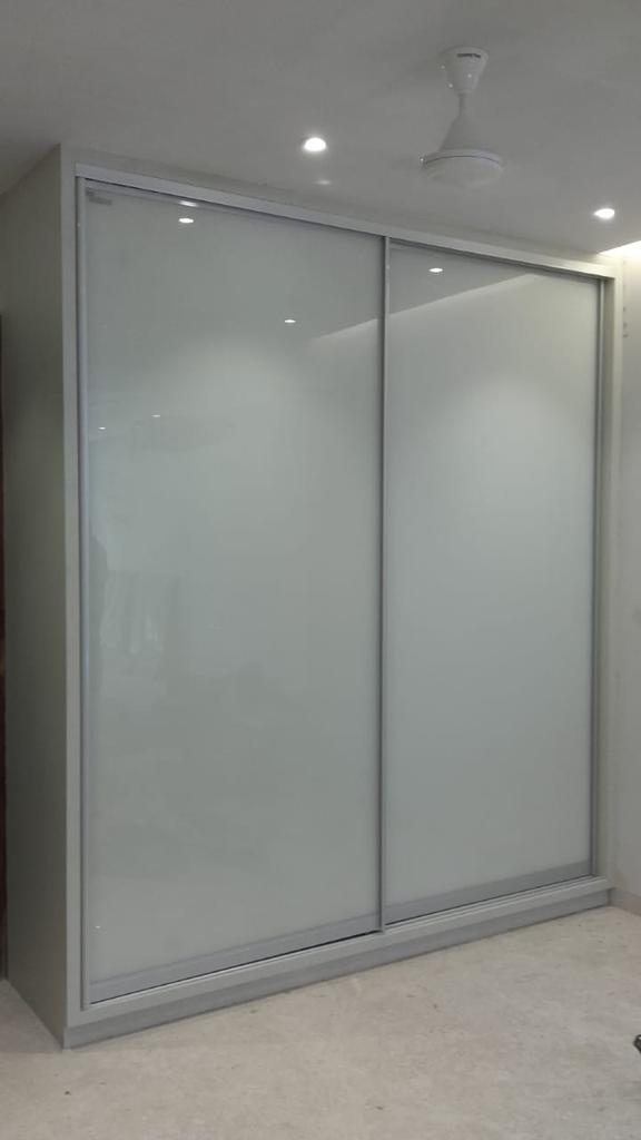 beautiful-wardrobe-designs-modular-wardrobes-dealers-manufacturers-in-noida-greater-noida-india